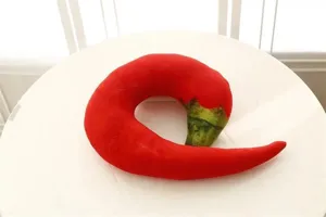 Almohada de cuello de peluche de chile rojo simulado cojín suave para oficina viaje