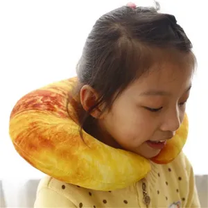 Almohada de viaje de felpa en forma de U para niños, diseño de alimentos suaves y cómodos.