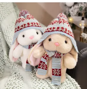 Peluche de conejo con gorro y bufanda, suave muñeco de compañía ideal para regalo de cumpleaños.