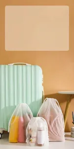 Bolsas de plastico transparente con cordon para guardar ropa de viaje y embalaje grueso.
