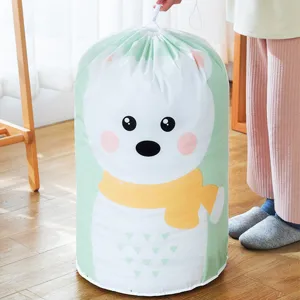 Grande borsa portaoggetti con coulisse per piumoni e vestiti, simpatico motivo di orso antipolvere.