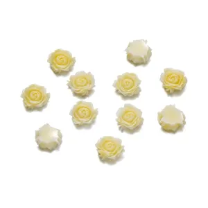Cabochon di rose camelia 3D in resina per mollette fai da te collane e decorazione unghie.