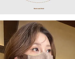 Primer plano detallado de la mascarilla de lana de borrego de invierno, cálida.