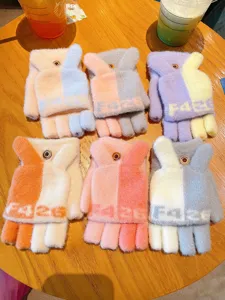 Cute winter knitted half-finger flip gloves for women students writing and outdoor cycling warm.