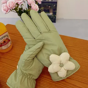 Winter warm padded down gloves for women, windproof waterproof cute flower design green.
