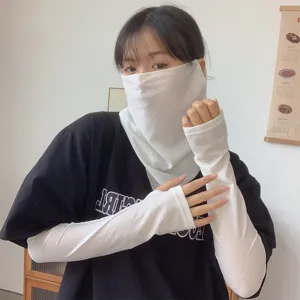 Maschera facciale di protezione solare estiva e maniche in seta di ghiaccio anti UV.