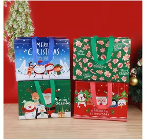 Christmas gift bags non-woven cute cartoon Santa snowman reusable holiday packaging tote bags.