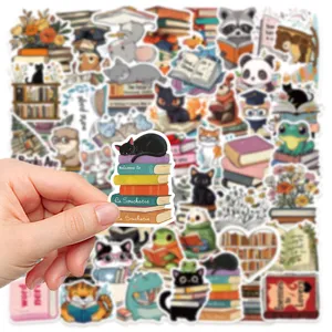 Simpatici adesivi di animali che leggono set in vinile estetico per laptop e valigia