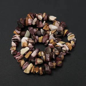 Brin de perles de pierres précieuses en cristal irrégulier naturel pour collier bijoux DIY détail