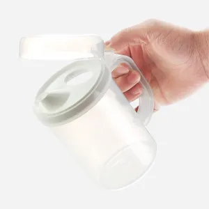 Transparente minimalistische 650ml Kunststoff-Oelflasche, mehrzweck Wuerz- und Sosse-Behaelter.