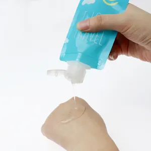 Busta da viaggio ricaricabile in plastica morbida per shampoo, lozione e liquidi.