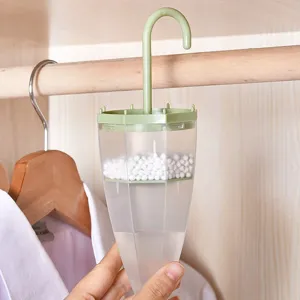 Scatola deumidificatrice sospesa a forma di ombrello per armadio con perle assorbenti.