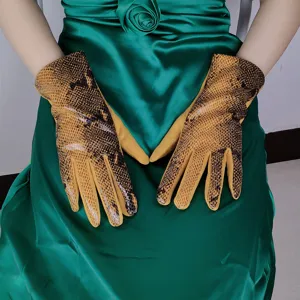 Women fashion python print faux suede gloves warm windproof driving gloves autumn winter.