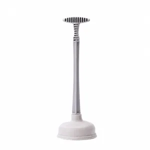 Grijze ontstoppingstool voor het toilet met lange handgreep voor afvoerbuizen reinigen.