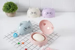 Large covered cat soap box with drainage, cute cartoon plastic soap holder tray for bathroom.