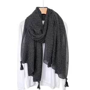 Zwarte glinsterende sjaal met kwastjes voor dames, elegante retro stijl omslagdoek voor de winter.
