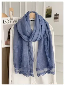 Koreaanse stijl effen blauwe sjaal met kantrand lichtgewicht decoratieve omslagdoek dames