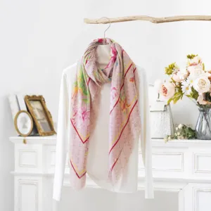 Γυναικείο Monokoro Tetragono Mantili Apalο San Cashmere Louloudato Typomeno Sali Prostasias Ilioy
