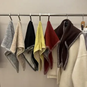 Bufanda triangular de punto invierno cálido acogedor moda liso chal elegante pañuelo versátil