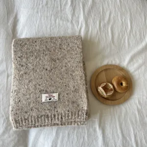 Gezellige wolmix gebreide sjaal voor dames, zachte winterse warme nekwarmer beige.