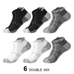 Men's athletic ankle running socks, breathable mesh design with cushioned cotton heel for sports.