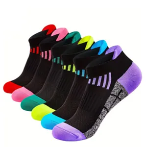 Men's Athletic Sports Socks Breathable Sweat-Absorbent Mesh Short Crew Socks Outdoor Running Fitness Socks