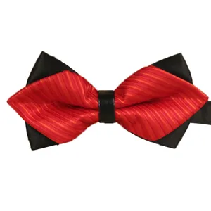 Klassische rot-schwarze Spitzfliege für Herren, stilvolles Polyester Business Accessoire.
