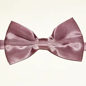 Nœud papillon en satin uni pour hommes et femmes, nœud en polyester brillant classique de fête.