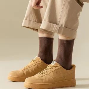 Men's solid mid-tube casual cotton socks, comfortable daily wear and sports active style long socks.