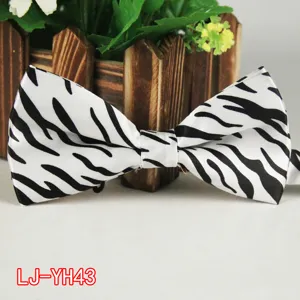 Pajarita con estampado de cebra en blanco y negro para hombre, tela de poliéster para bodas.