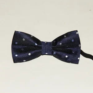 Donkerblauwe gestippelde vlinderdas met elastiek voor kinderen, perfect voor formele kleding.