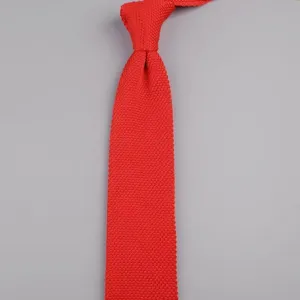 Cravatta in maglia rossa da uomo, cravatta slim con punta da 7 cm per affari e tempo.