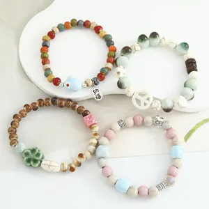 Keramikperlen Armband Set mit Kaninchen und Edelsteinen, stilvoller und vielseitiger Modeschmuck.