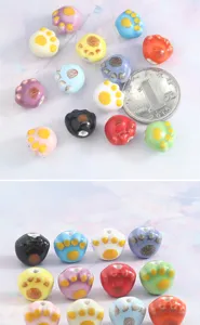 Handmade ceramic cat paw beads for DIY bracelets, phone chains, and jewelry accessories.