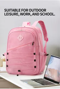 Zaino in rete rosa per la scuola, il tempo libero all'aperto e il lavoro quotidiano.