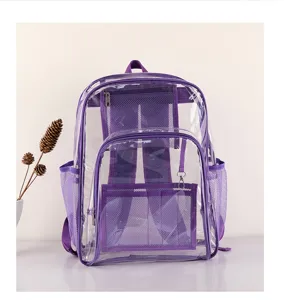 Detailansicht des transparenten PVC-Rucksacks mit lila Besatz und mehreren Netztaschen.