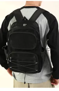 Zaino in rete nera per spiaggia e palestra con tasche multiple, leggero e di grande capacità.
