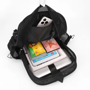 Zaino da spiaggia in rete nera di grande capacità con tasche multiple per fitness e viaggio.