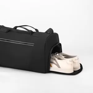 Borsa da viaggio multifunzionale nera con comodo scomparto separato per scarpe.