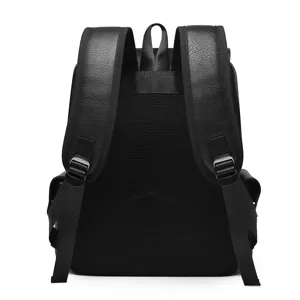 Zaino vintage in pelle PU nera classica per viaggi e uso quotidiano di grande capacità.