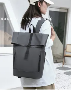Minimalistische grijze rolltop rugzak voor heren, stedelijke waterdichte PU lederen tas.