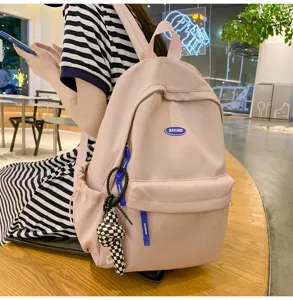 Minimalistischer rosa Studenten Rucksack im japanischen Stil mit grossem Fassungsvermoegen
