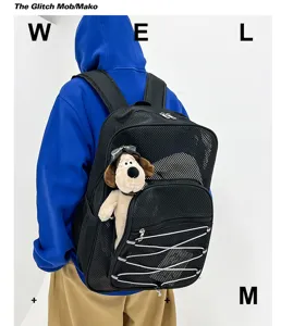 Sac à dos en filet respirant pour le sport, la natation et la plage avec jouet de chien.