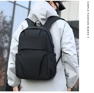 Zaino da viaggio casual da uomo grande capacità borsa per laptop design nero uso quotidiano.