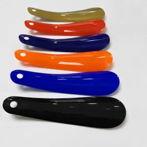 Portable Plastic Shoe Horn Hangable Lazy Shoe Lifter With Hanging Hole For Pregnant Elderly Daily Home Use Shoe Accessories