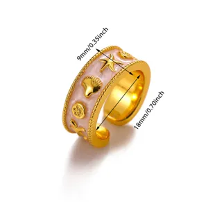 Vergoldeter offener Ring mit pinkem Emaille, Seestern und Muschel, Strand Urlaubsstil.