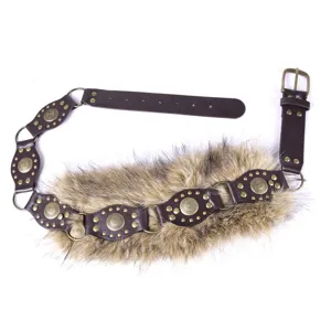 Retro wasteland faux fur rivet leather belt Y2K grunge chic accessory for women stylish.