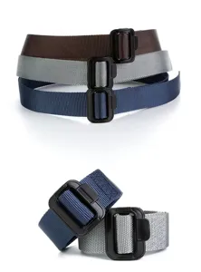Ceinture tactique en nylon pour homme detail, design robuste pour activite en plein air.