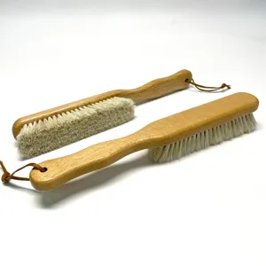 Brosse de nettoyage en crin de cheval à long manche en bois pour chaussures de cuir et manteaux