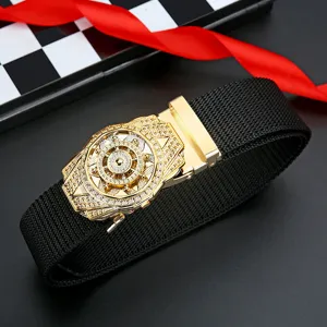 Ceinture tactique en toile noire avec boucle automatique dorée design de roue pour femmes hommes.